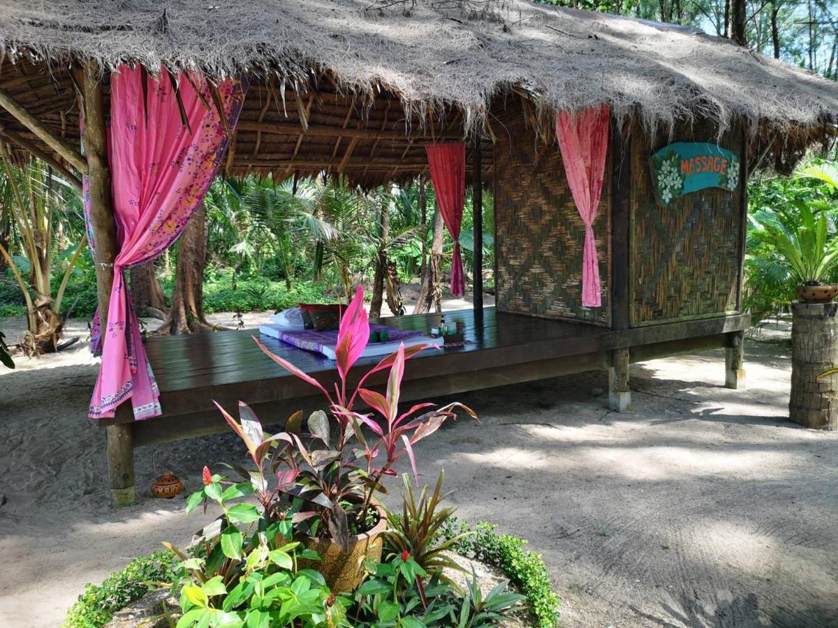 Hapla Beach Cottage Koh Kho Khao Island Exterior photo